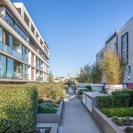 Le Newport-3 By Interhome